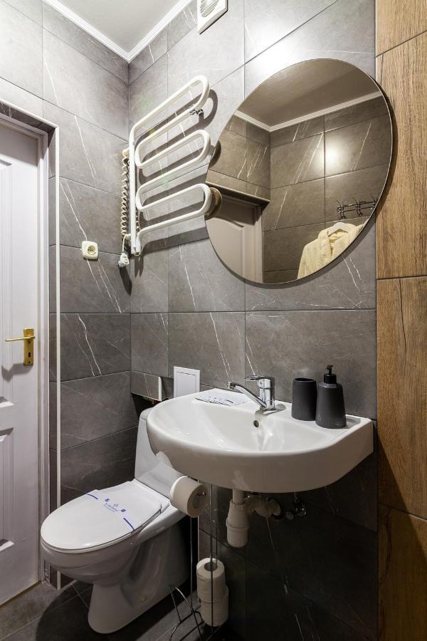 Avangard Shevchenko Avenue Apartment Lviv Buitenkant foto
