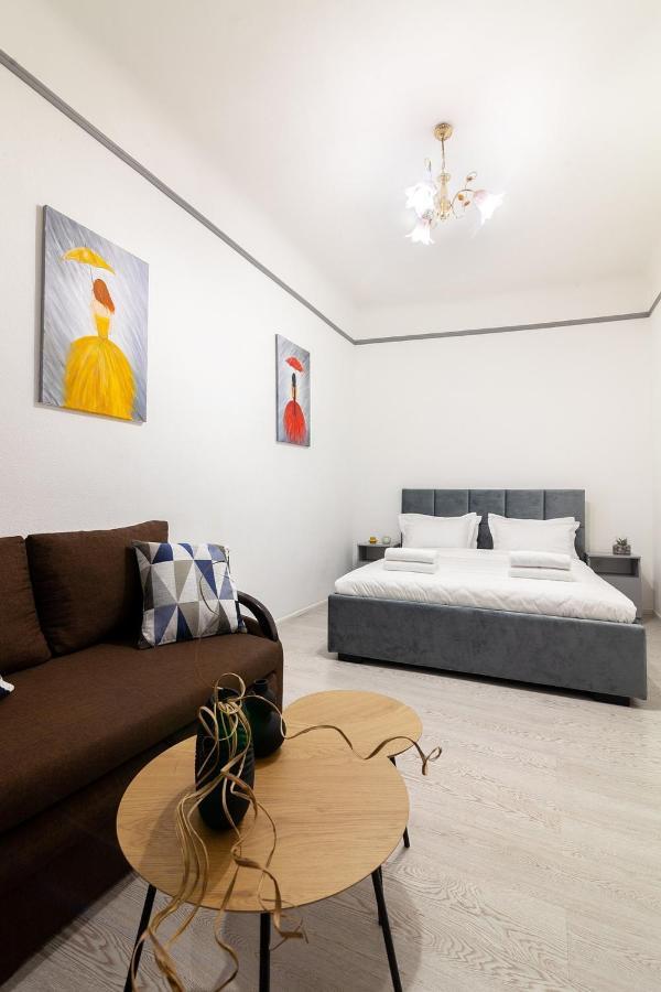 Avangard Shevchenko Avenue Apartment Lviv Buitenkant foto